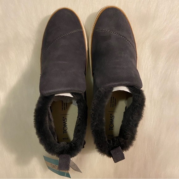 TOMS Paxton Slip On in Forged Iron - Picture 6 of 12